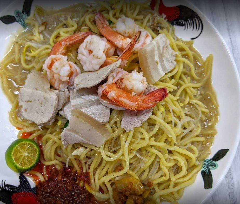 新加坡风格福建炒虾面!八打灵吸引了许多美食家