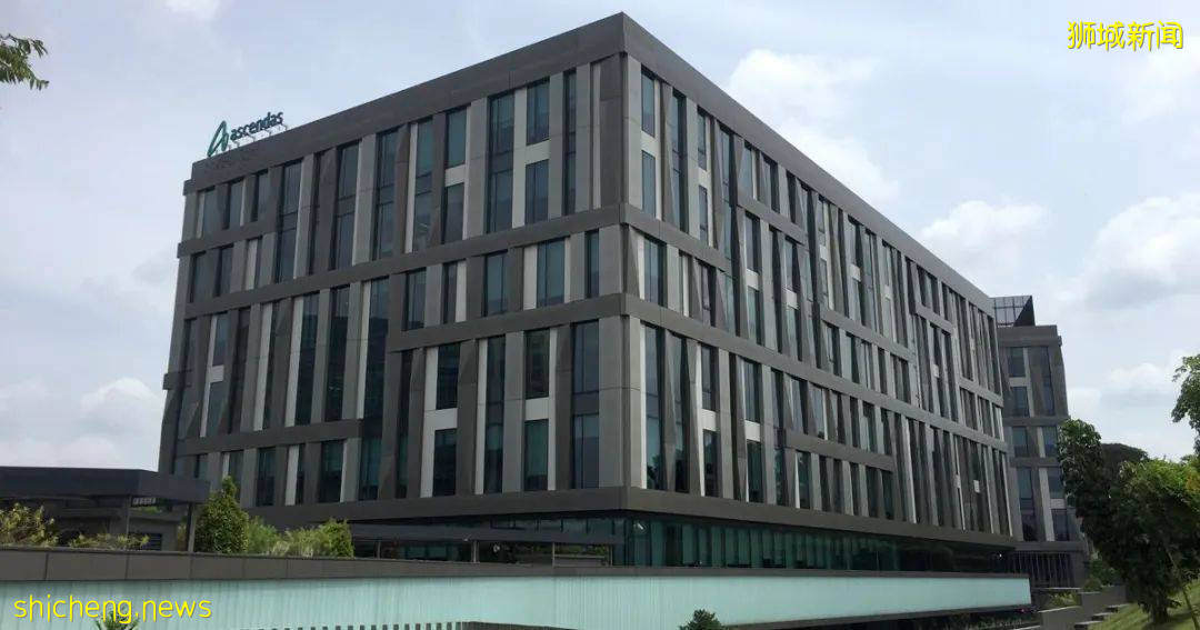 近一年,戴森家族将24亿新币从英国转入新加坡