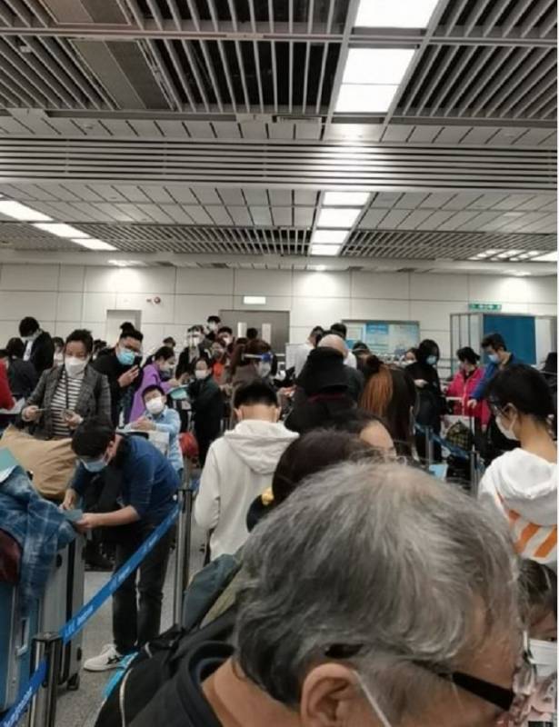 新加坡正尋求與中國等國互開“航空泡泡”!實拍香港人“逃往”深圳