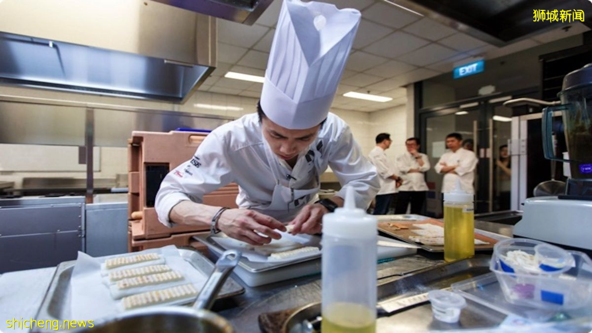 21岁带S$ 500出国打拼，现在他是一家米其林餐厅主厨