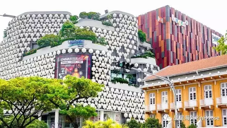 站在MIDTOWN MODERN的窗前,領略新加坡CBD武吉士的獨特魅力