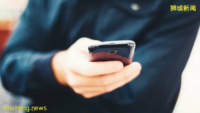 涉鼓动他人“打爆”政府部门热线 狮城男女正接受警方调查