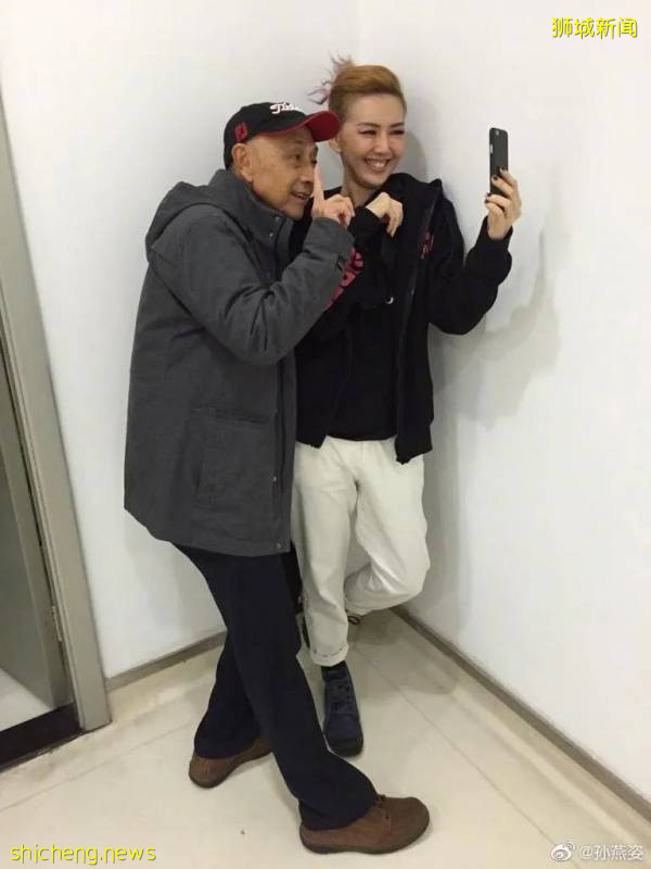孫燕姿、林俊傑等新加坡名人集體炫“父”!