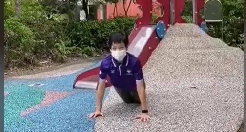 新奇!新加坡部長間流行做“俯臥撐”,女部長也來挑戰