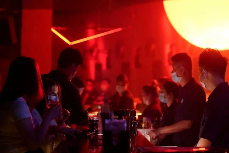 新加坡开始蹦迪了!去夜店之前必须知道的几个步骤