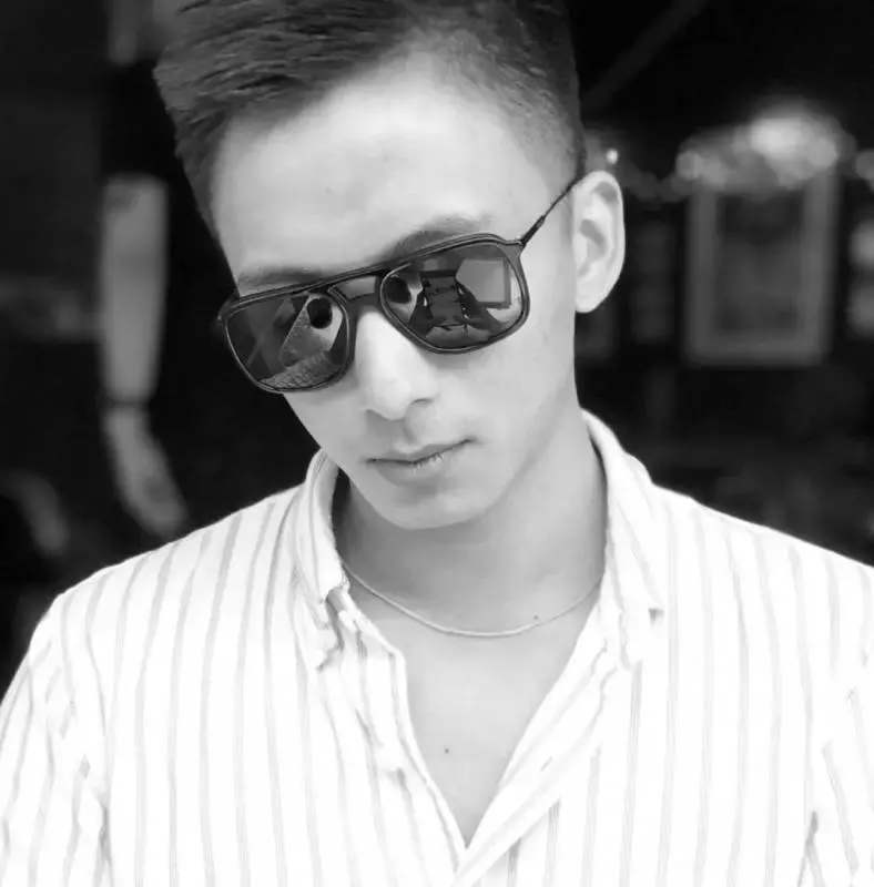 新加坡过年竟有出租男女朋友服务!88新币就能带回家