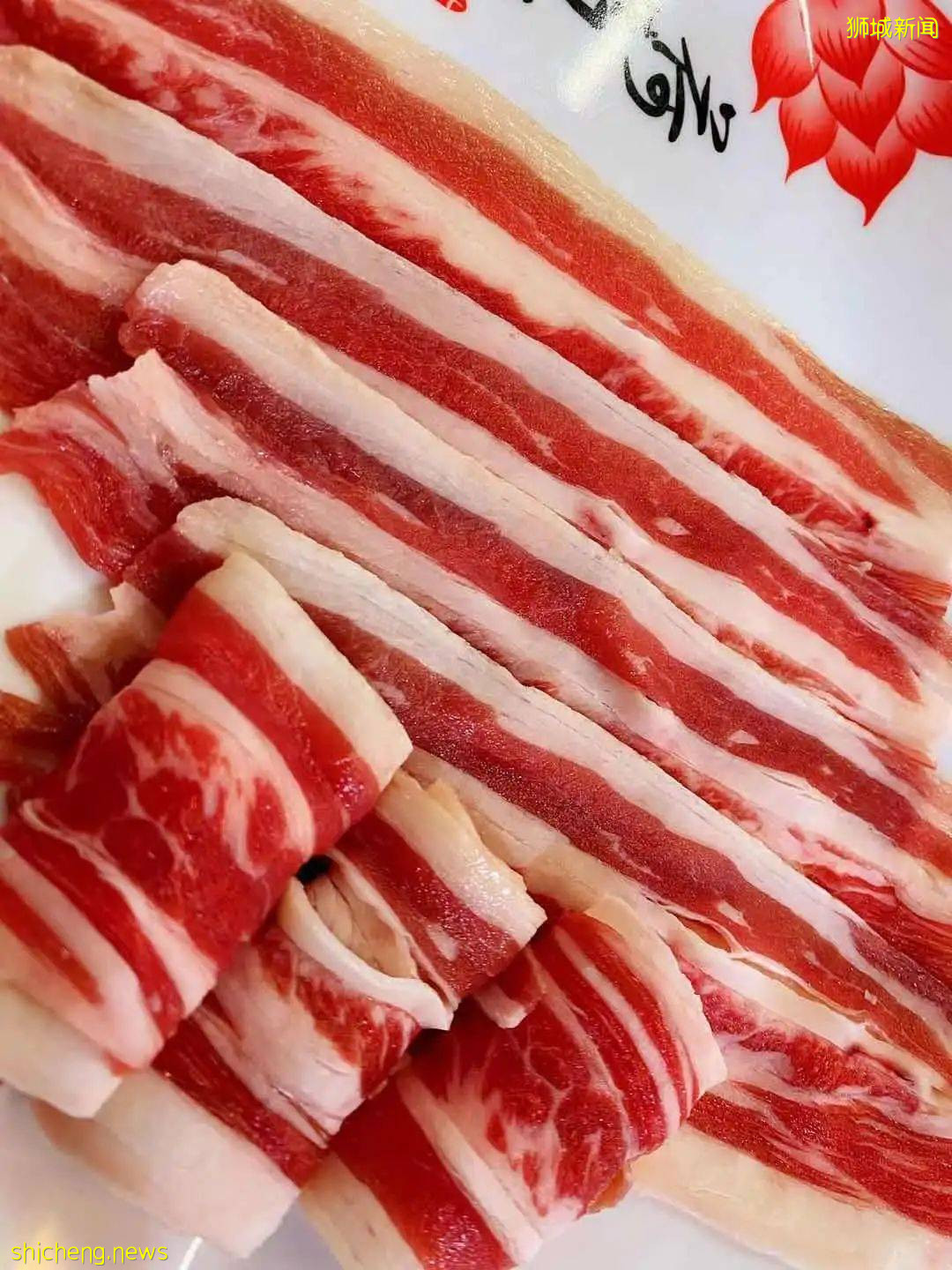 维也纳自助餐新开分店,锦鲤自助火锅火爆上线