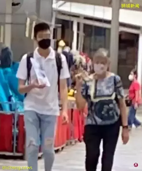 狮城街头出现数青年 称为老人院筹款要求公众捐钱 