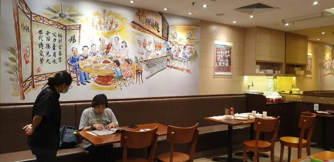 甘牌燒味聯手潮州發記首創新年盆菜和金鴨