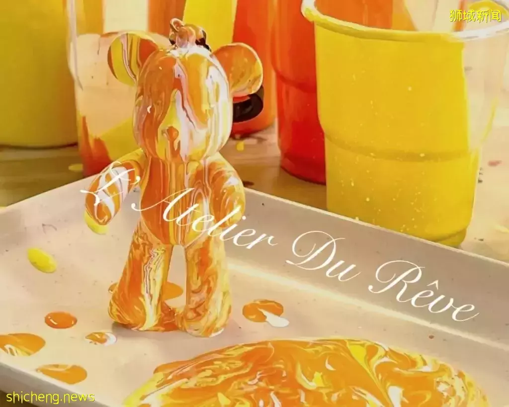 Bearbrick粉丝看过来🤩DIY制作专属你的流体暴力熊!渐层色彩很有质感,整个过程好疗愈