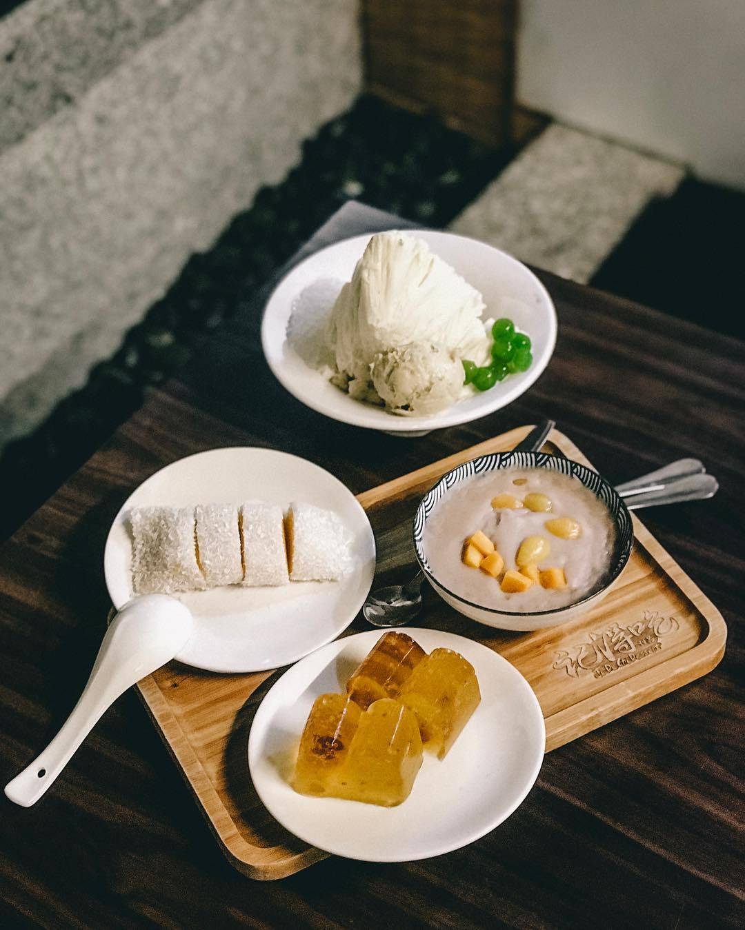 像山一樣高的綿綿冰⛰記得吃甜品均價$7💰入口即化、解暑清熱，冰涼清爽透心涼🧊