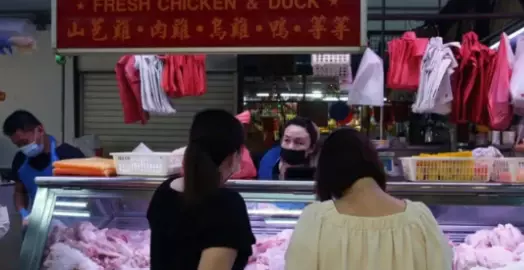 禁令解除!今天,新加坡又有鲜鸡肉了,猫山王榴梿也低至5新币