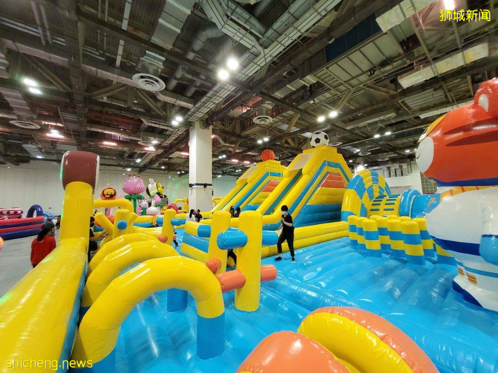 溜娃新去处👏新加坡最大的室内充气城堡嘉年华回归!随你旋转跳跃、自由蹦跶👧