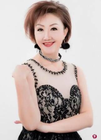 疫情间学会线上付款 林茹萍网购上瘾 买太多变“垃圾”