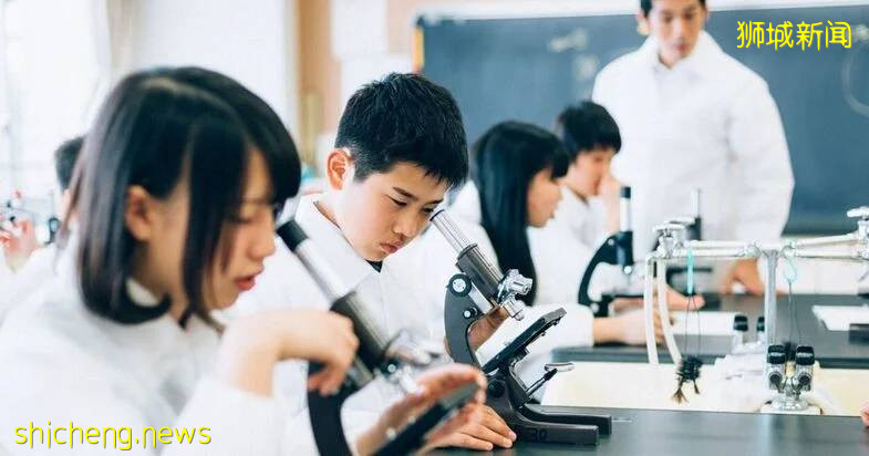 今天!新加坡直升顶级中学开启在线申请啦!将有10%的幸运儿杀出重围