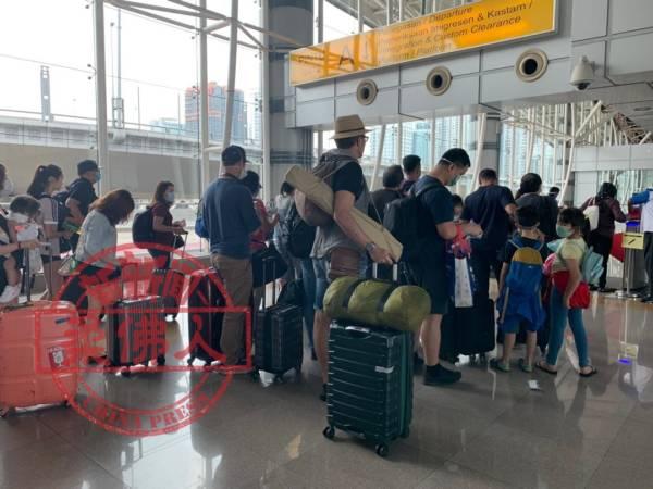 【柔佛人头条】21日起入境须隔离14天 永久居民涌回新加坡