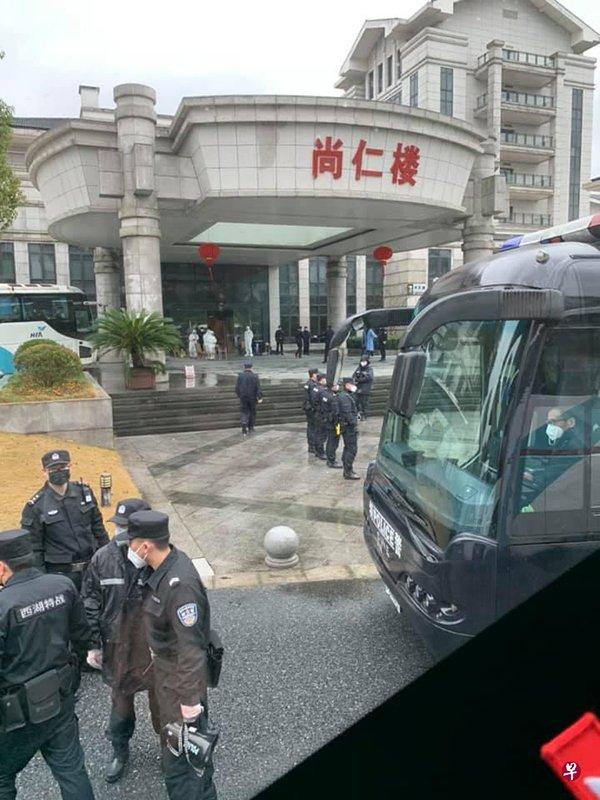 ◤武汉肺炎◢酷航专机接回28人今晨抵新 15人居家隔离