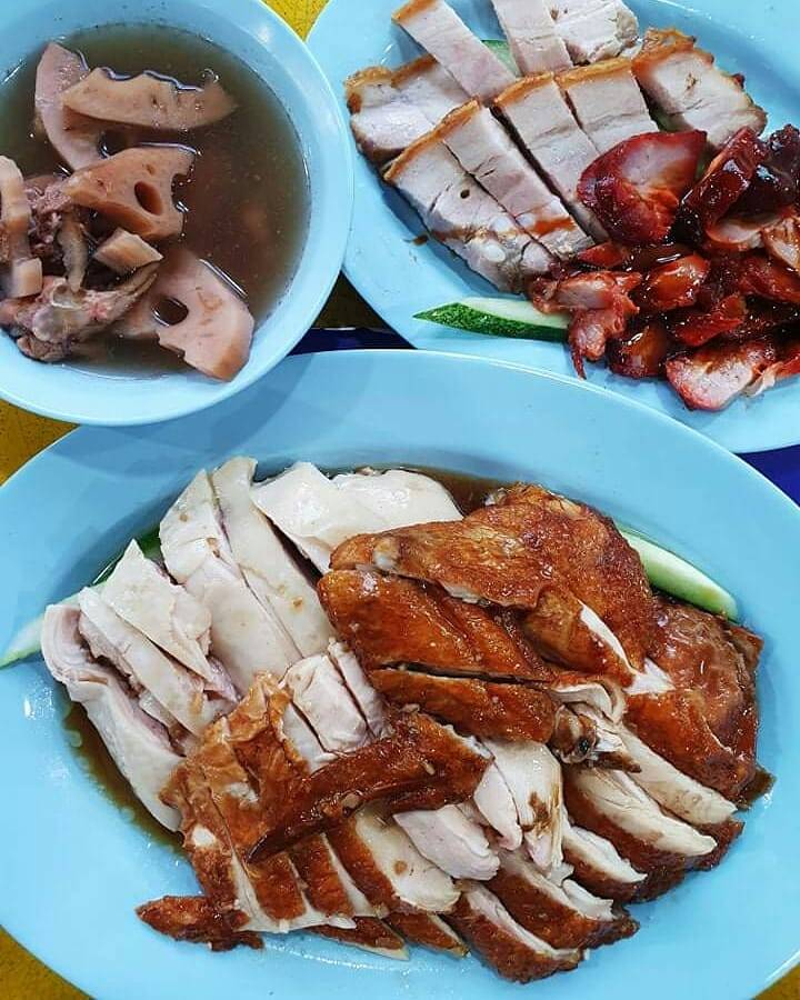 蛋糕当正餐😎 新加坡食阁小贩独创“鸡饭蛋糕”🍰 3种尺寸、多款肉类自由搭配,庆生大餐轻松搞定