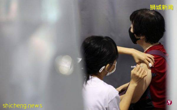 狮城卫部慎重考虑建议  未接种染疫或自费治疗