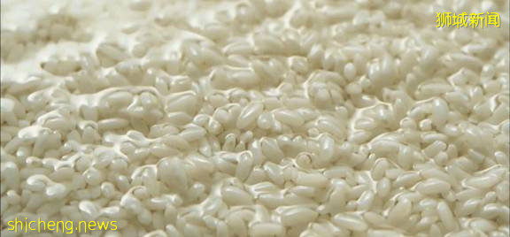 等了6年，風靡中國的網紅酸菜魚終于來新加坡了