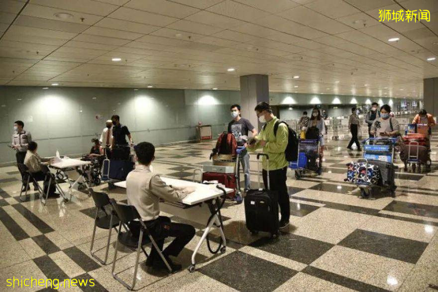 新加坡“无罩大叔”重拳打人!隔离期酒店半夜串门,两印度人坐牢