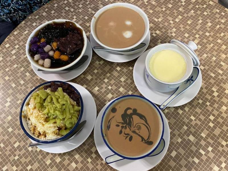 Bugis新发现🔍“Yat Ka Yan一家人”自制传统糖水店,价格从S$3起‼消暑滋润+美容养颜,甜蜜蜜喝不腻❤️