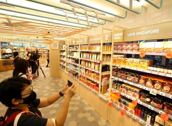 主打新加坡本地餐饮和零售的老巴刹food folks 正式开幕