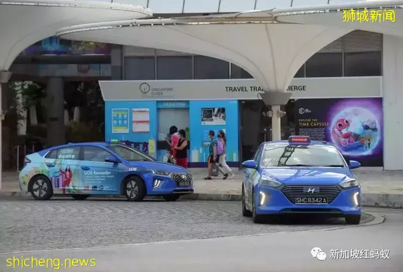 抱怨私召車越來越貴？　新加坡人似乎忘了還可以在路旁截計程車