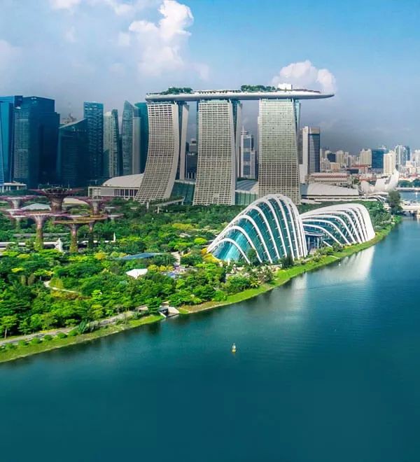 迪士尼《冰雪奇缘2》精美好礼1新币、机票折扣，美好旅行吃喝玩乐都包了！