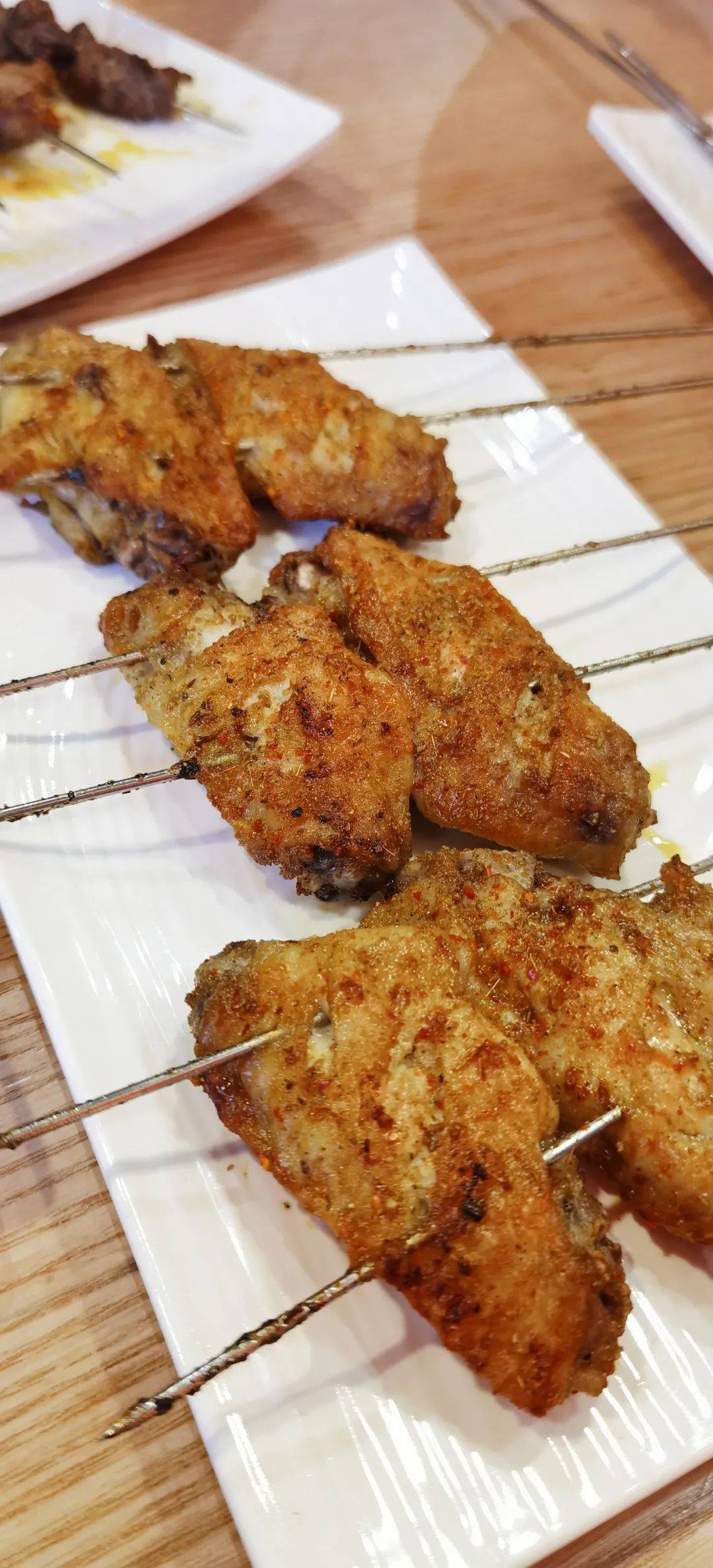 武汉热干面、新疆风味烤串来新加坡了！吃面撸串仅9.9新币，手慢无