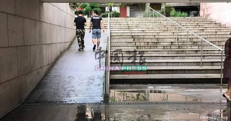 新国CCB结束后 出门要戴口罩 带追踪器