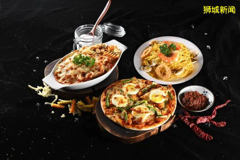 國慶美食都在這,讓我們看著閱兵吃美食