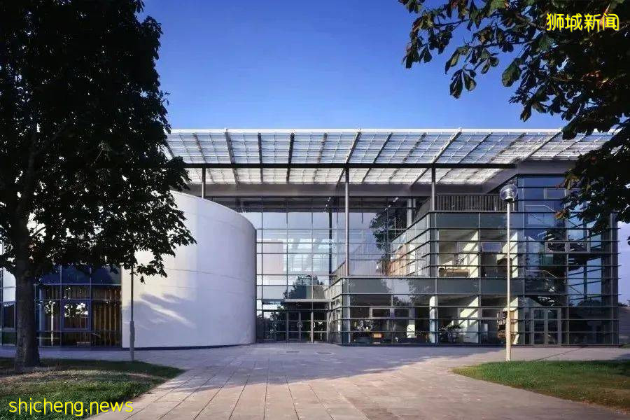 成就精英人才的摇篮:洞察新加坡的国际化高等教育体制优势