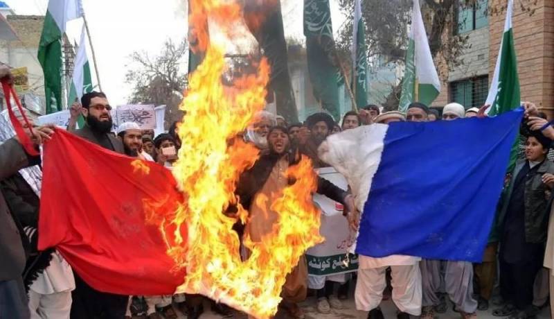 新加坡内政部长尚穆根：在维护国家安全和宗教和谐上，言论自由和责任必须并行