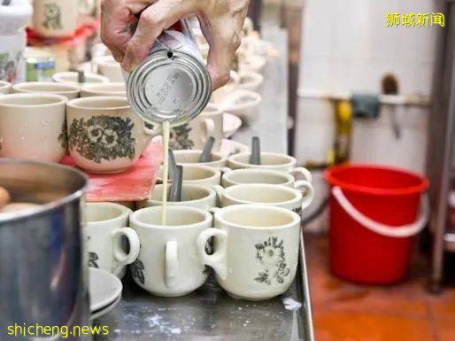 在新加坡如何点购传统咖啡（和茶饮）