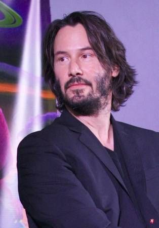 最帥胡渣男明星 獅城讀者選他