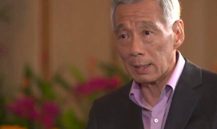 憑什麽？同樣的條件他在新加坡PR剛獲批，僅用4個多月