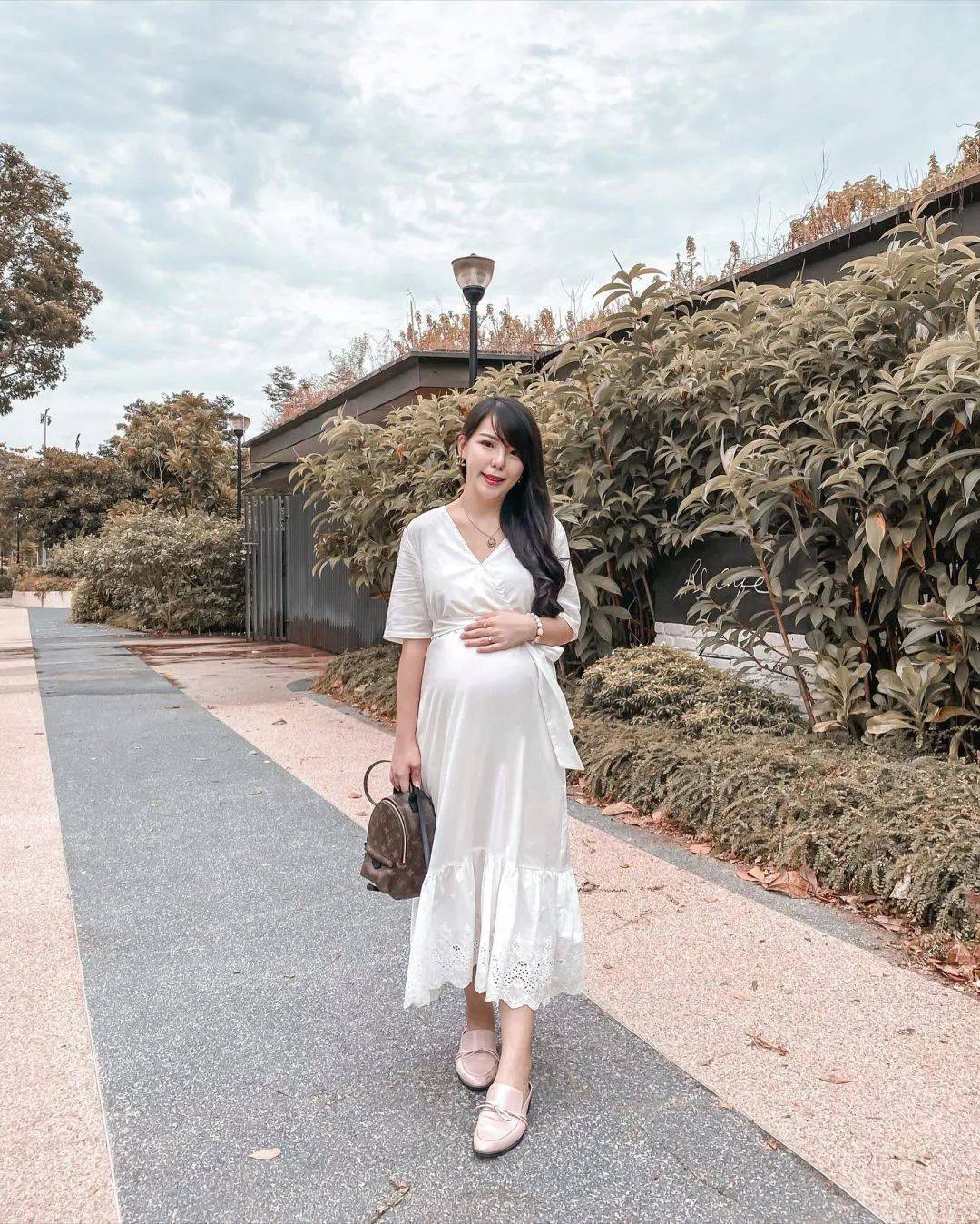 谁说怀孕穿衣就土!私藏10间新加坡超美孕妇装,显瘦、显高、显年轻