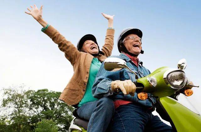 中國要“延遲退休”了，新加坡、日本、瑞士是這麽做的