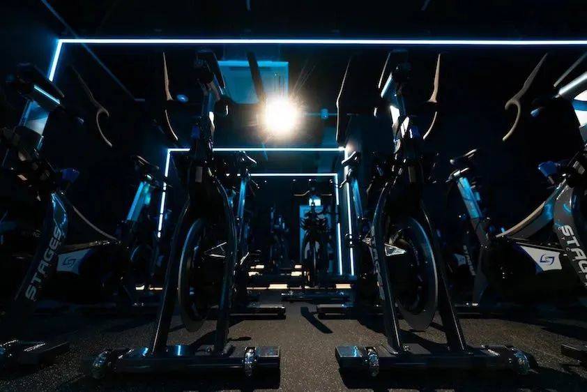 新加坡明星主廚甜品店,No.1薯條,網紅%咖啡,怎麽都開到這小村子裏了