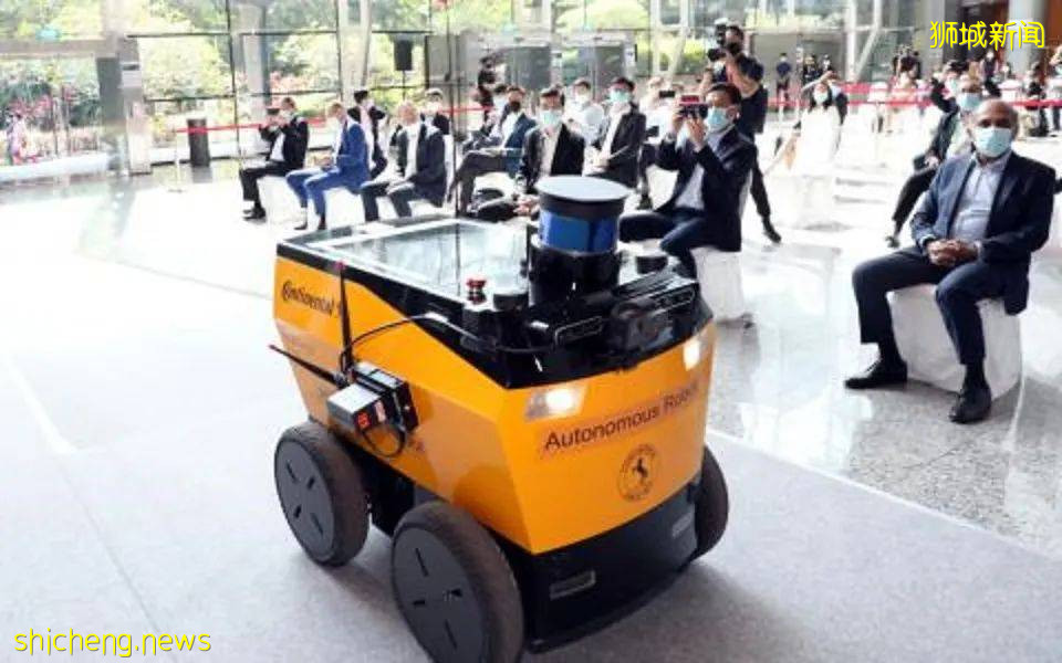 福利！新加坡外卖平台计划在南大国大校园试行外卖机器人服务