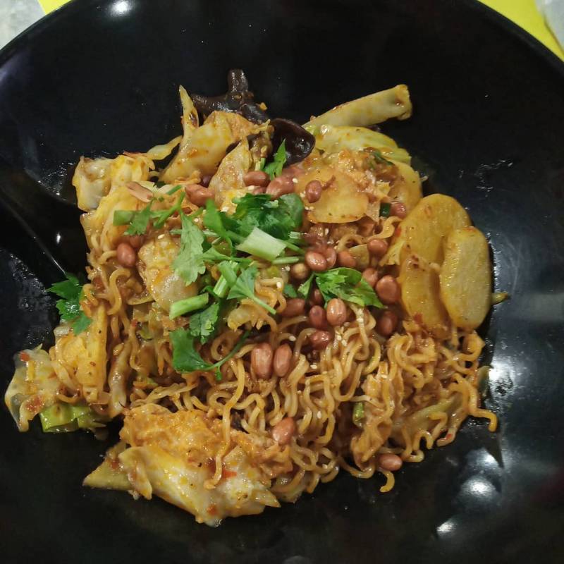 新加坡麻辣香鍋攻略🔥豐富食材+香辣入味、滿頭大汗也要吃,舌頭著火啦