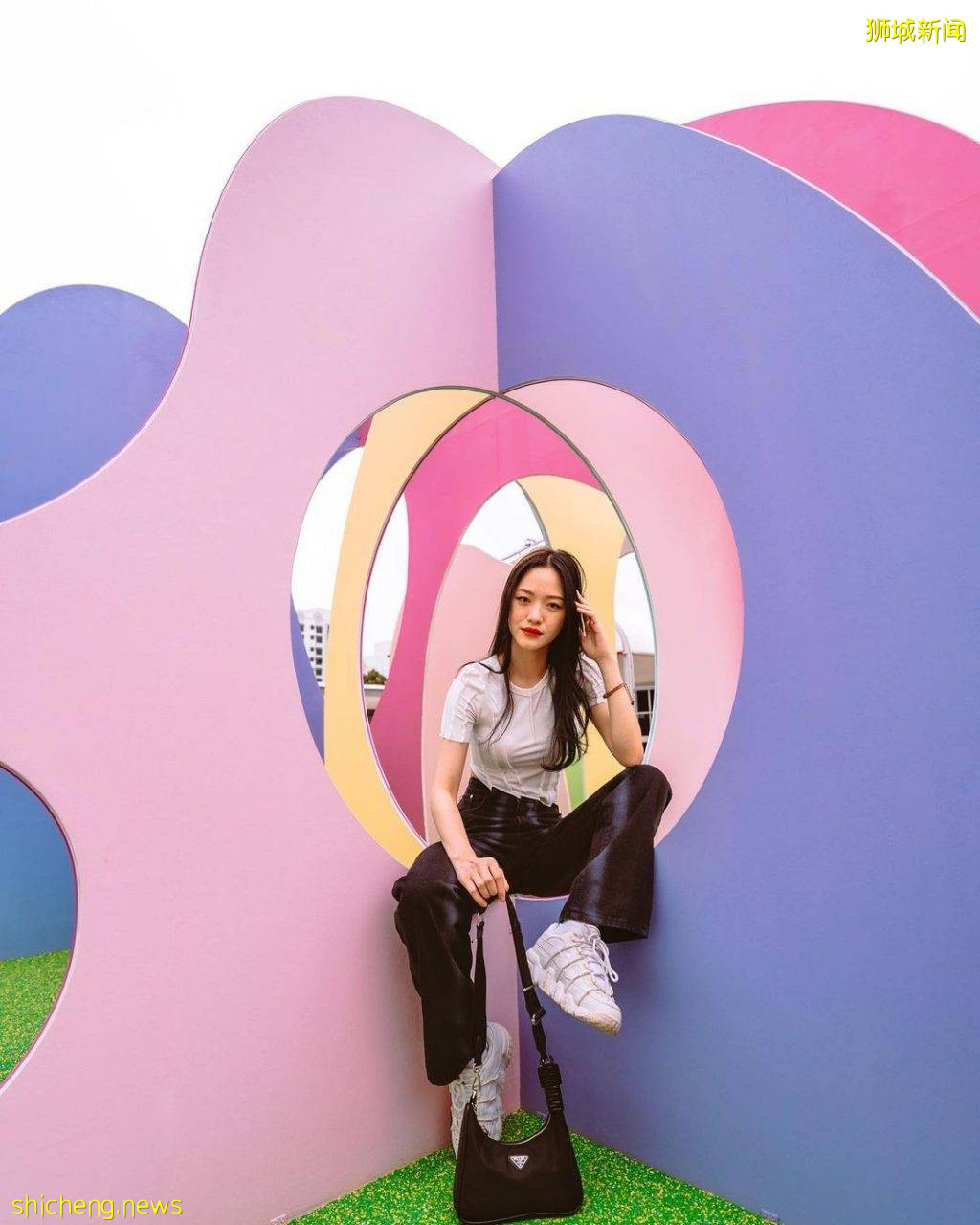 Downtown East最新藝術裝置“Wave Hello”🌊糖果色調、波浪形狀🍬展出六個月，免費打卡