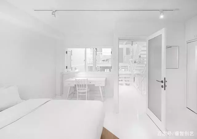 新加坡传统店屋“卢宅”变纯白公寓 Canvas House