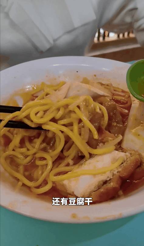 这家人均$5新币的小破店，居然在新加坡火了50年