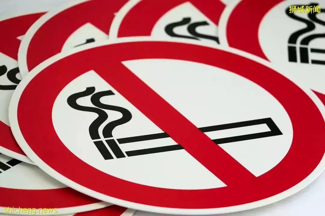 新加坡 吸烟人士要守规矩