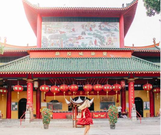 在新加坡過年，就去這十大香火最旺的寺廟祈福吧！據說有求必應哦