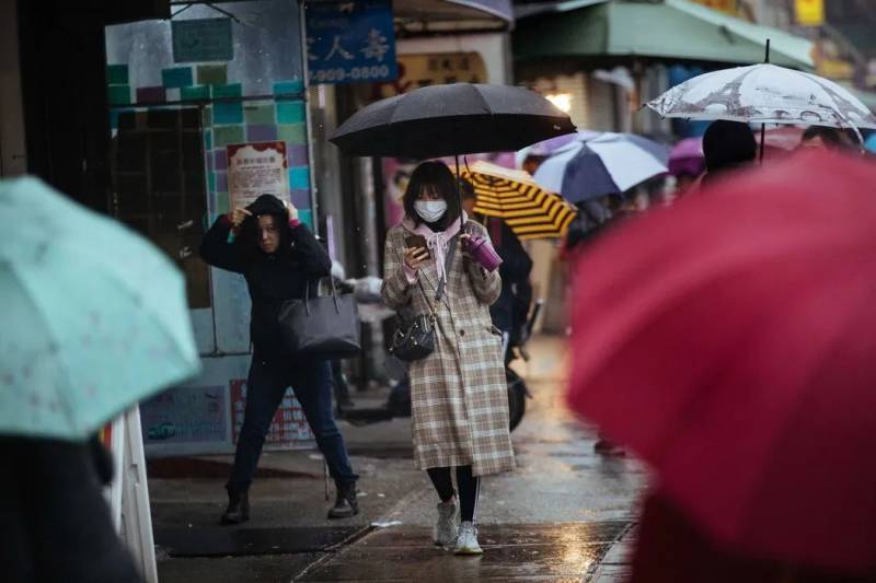 新加坡政府推出“跨越成見，退去標簽”活動，鼓勵民衆積極面對疫情帶來的心理健康問題