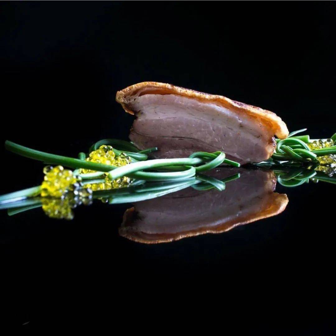 圣诞如何吃出新意?新加坡最有特色的主题餐厅为你找齐了