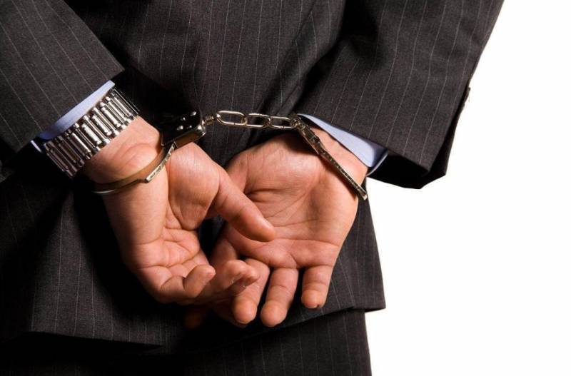 天上掉馅饼 ？新加坡一男子私吞数万元锒铛入狱